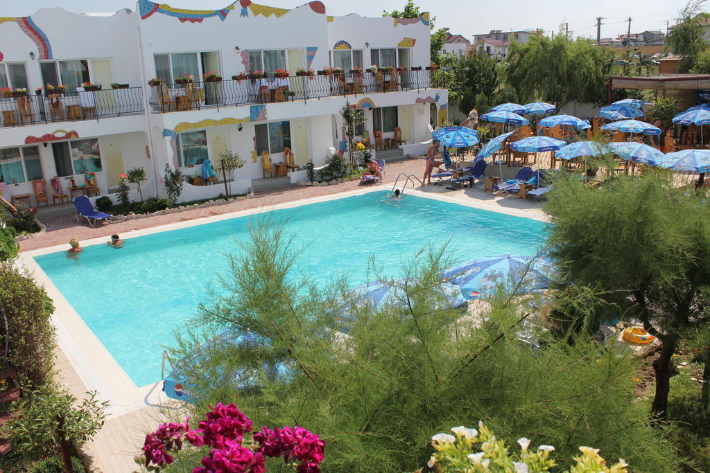 Hotel Laguna Вама-Веке Екстер'єр фото